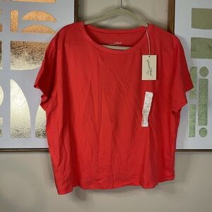 NWT Universal Thread- Women's Shrunken Short Sleeve T-Shirt size XXL